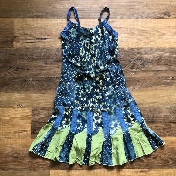 Santiki Girls’ Dress Patchwork Boho Flowers Straps Flowy Blue Multi Size 8 - Picture 8 of 9